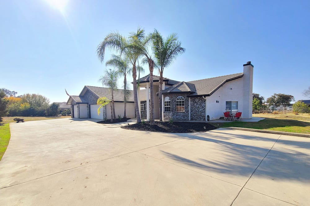 Photo of Others in Porterville
