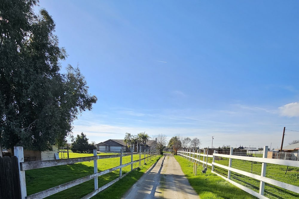 Photo of Outdoor in Porterville