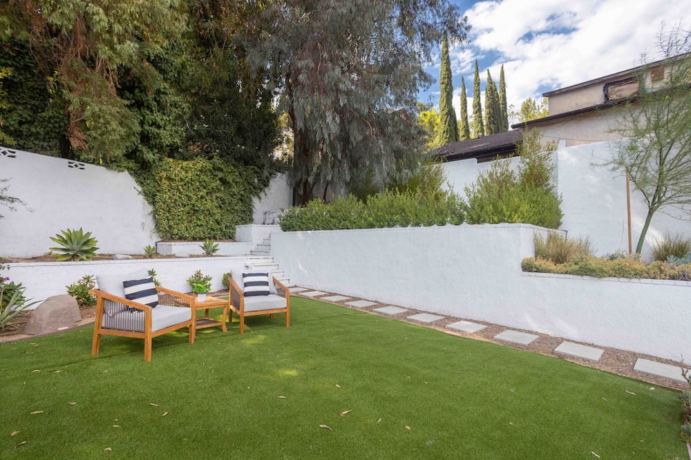 Photo of Outdoor in Sunland-Tujunga