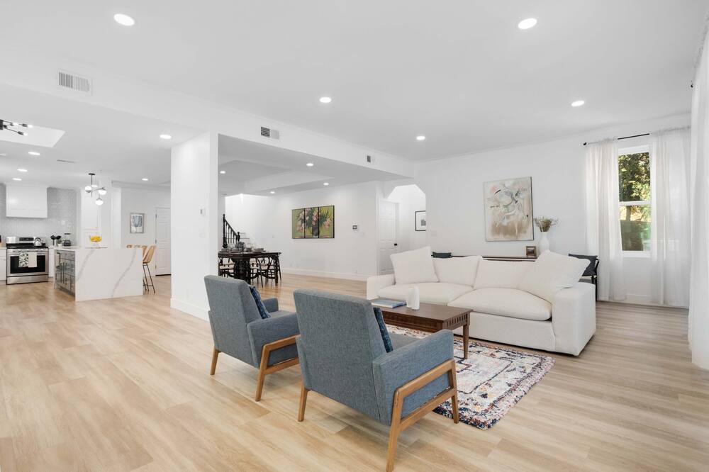 Photo of Livingroom in Sunland-Tujunga