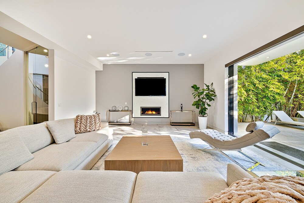 Photo of Livingroom in Los Angeles