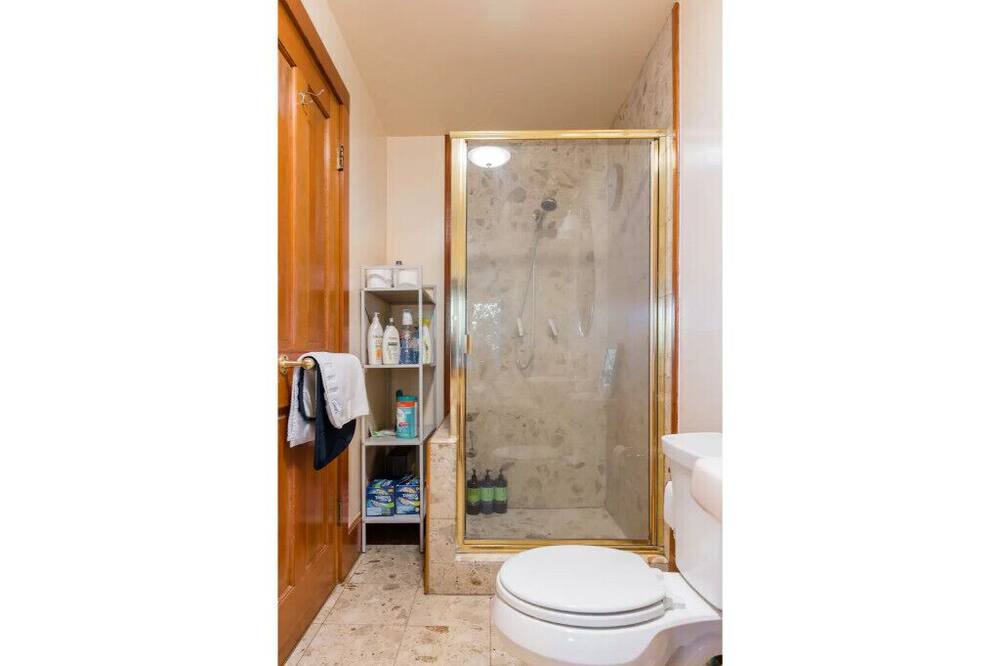 Photo of Bathroom in Dolores Heights