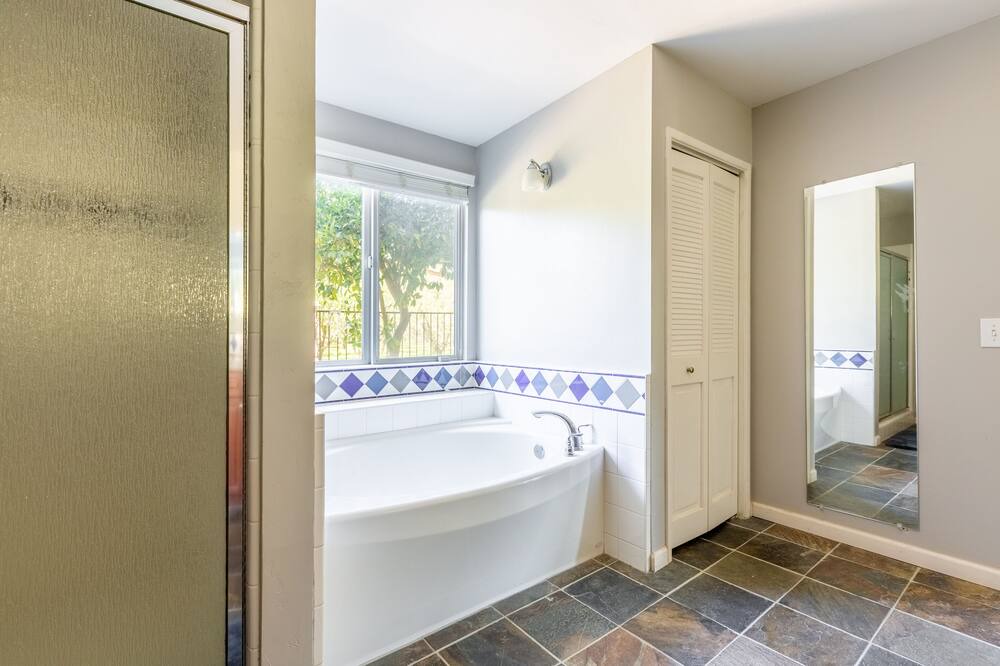 Photo of Bathroom in Madera