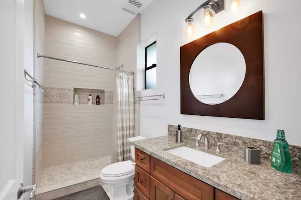 Photo of Bathroom in Northridge