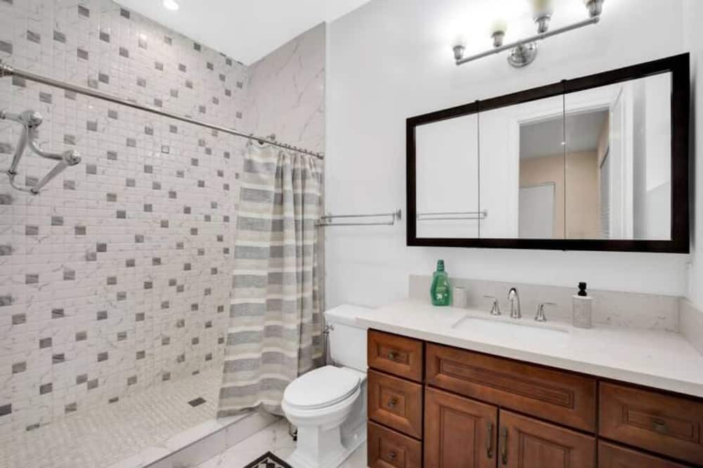 Photo of Bathroom in Northridge