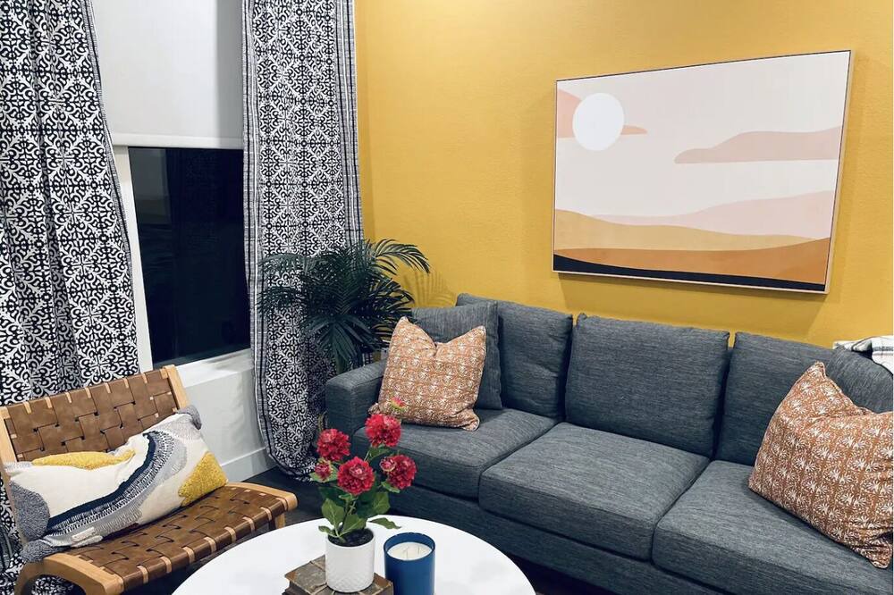 Photo of Livingroom in The Flats