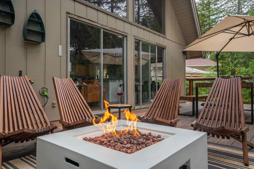 Photo of Outdoor in Groveland