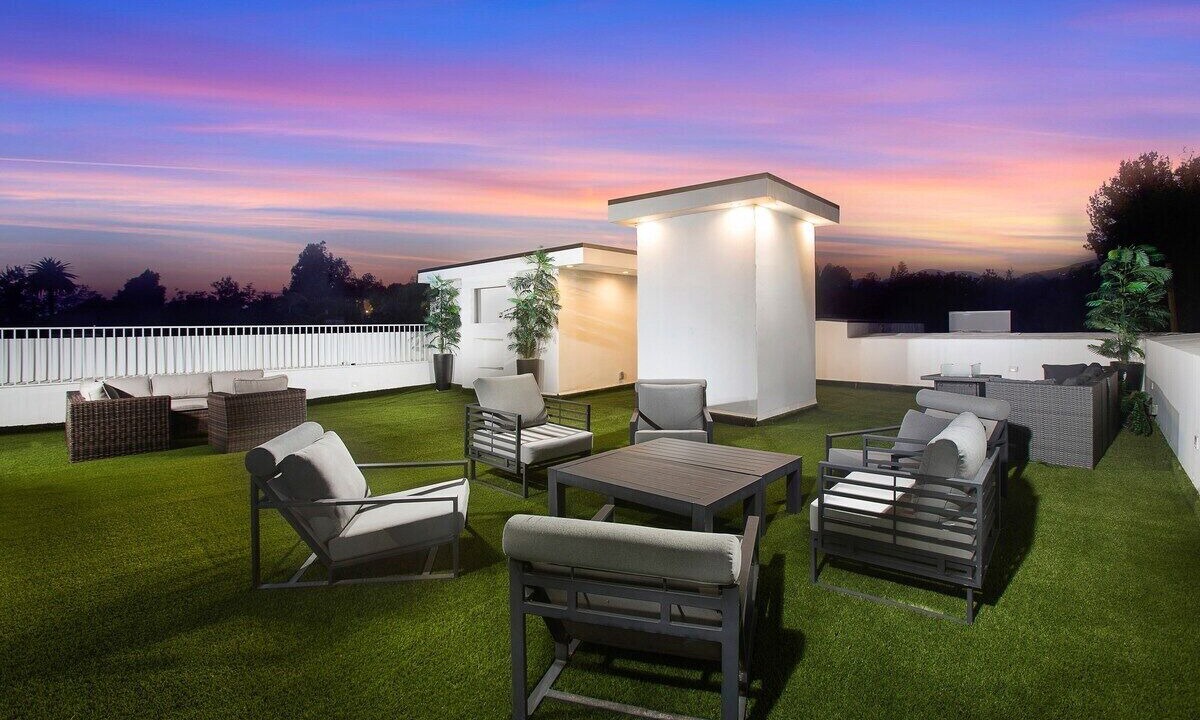 Photo of Patio Balcony in Brentwood