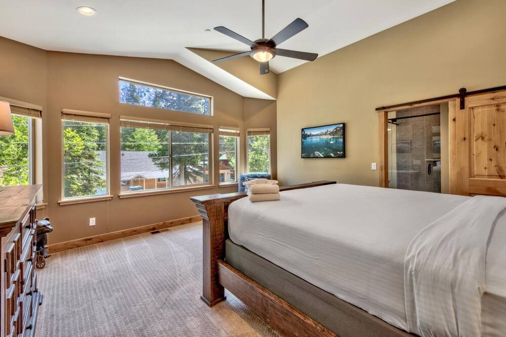 Photo of Bedroom in Tahoe Paradise