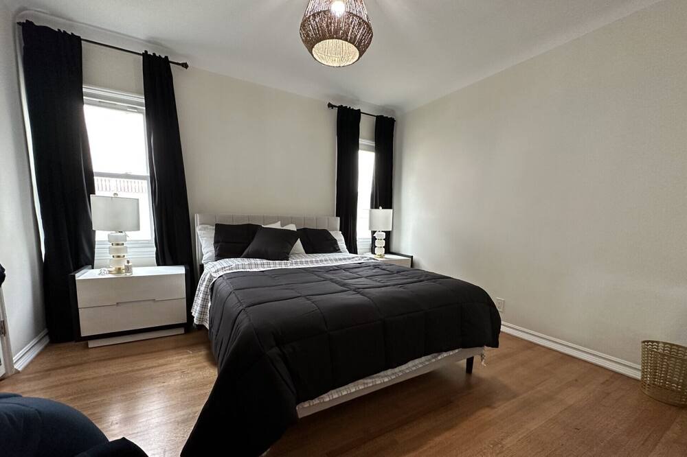 Photo of Bedroom in View Park-Windsor Hills