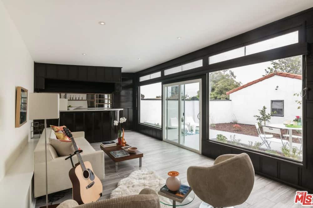 Photo of Bedroom in View Park-Windsor Hills