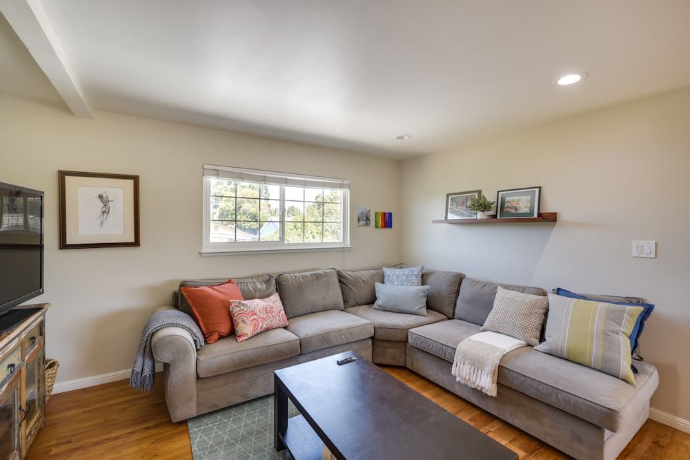 Photo of Livingroom in South San Jose