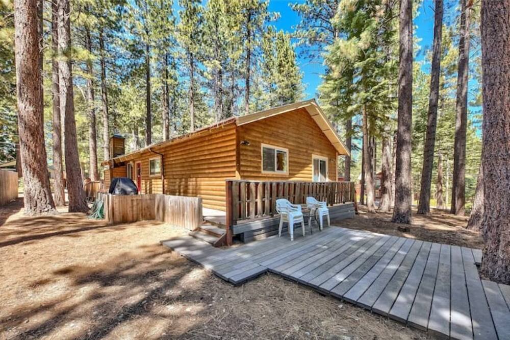 Photo of Patio Balcony in Pioneer Trail