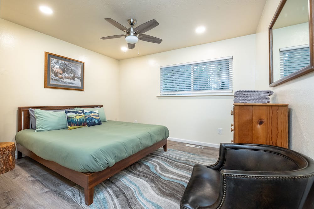 Photo of Bedroom in Iowa Hill