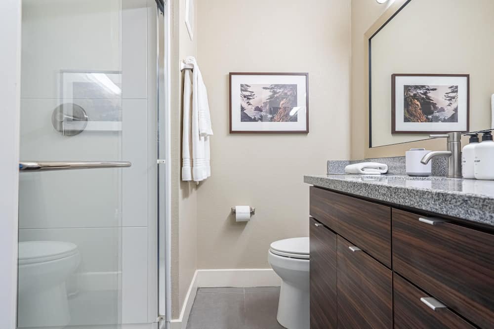 Photo of Bathroom in East San Mateo