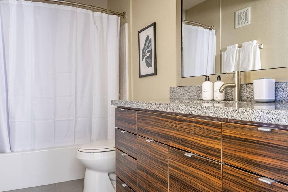 Photo of Bathroom in East San Mateo