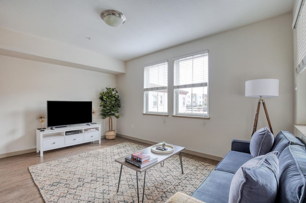Photo of Livingroom in Edenvale