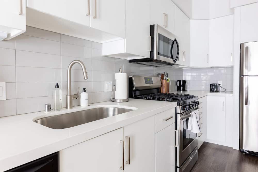 Photo of Kitchen in Wilshire