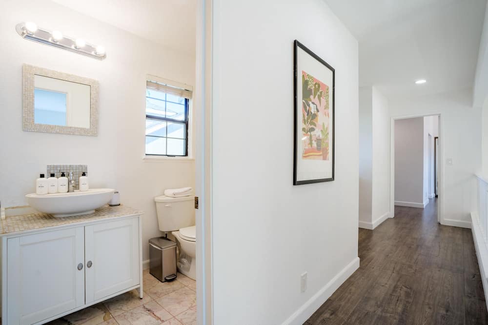 Photo of Bathroom in Pleasanton
