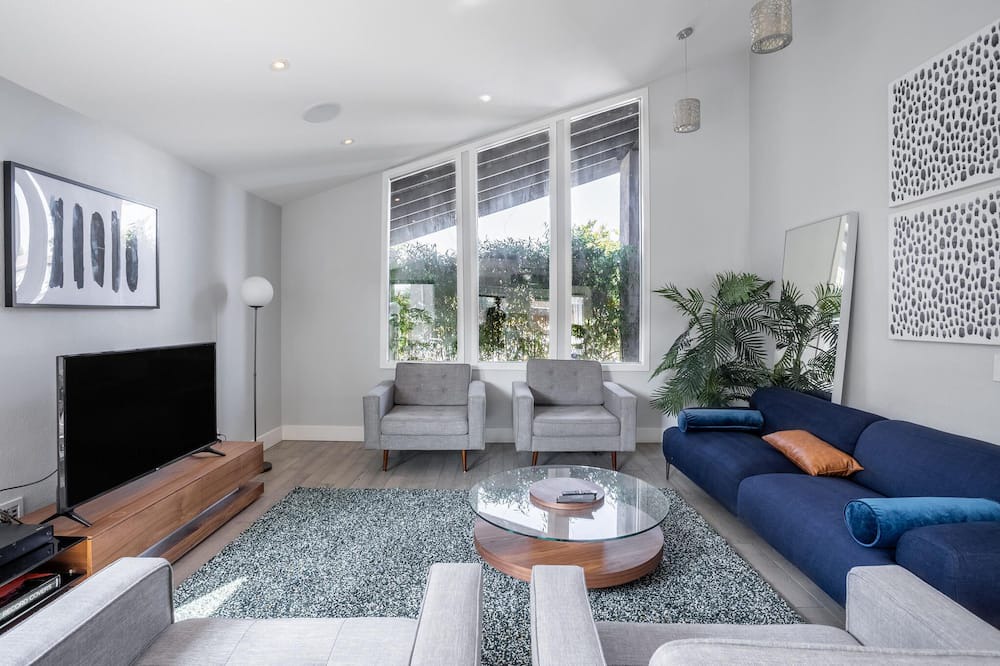 Photo of Livingroom in Berryessa