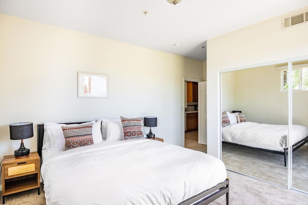 Photo of Bedroom in Thousand Oaks