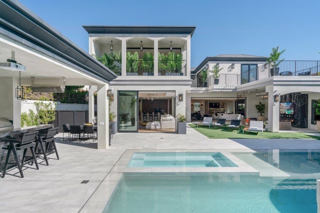 Photo of Outdoor in The Flats