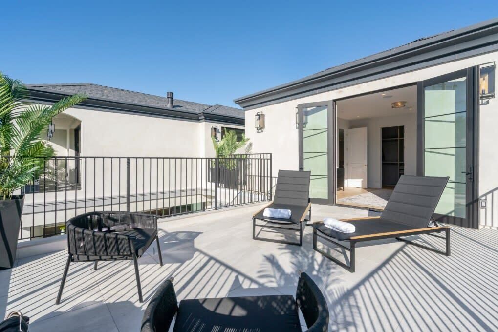 Photo of Patio Balcony in The Flats