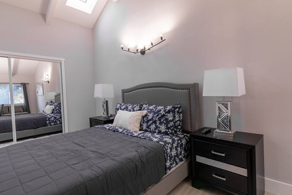 Photo of Bedroom in Menlo Park