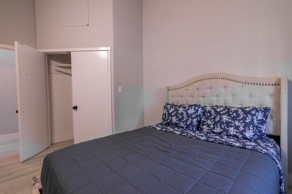 Photo of Bedroom in Menlo Park