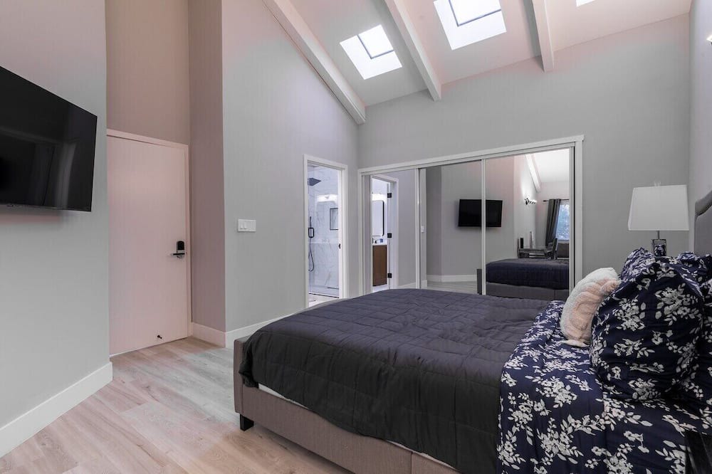 Photo of Bedroom in Menlo Park
