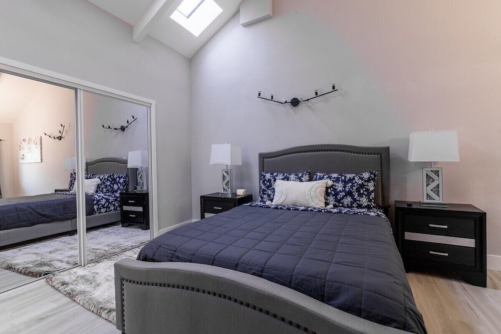 Photo of Bedroom in Menlo Park