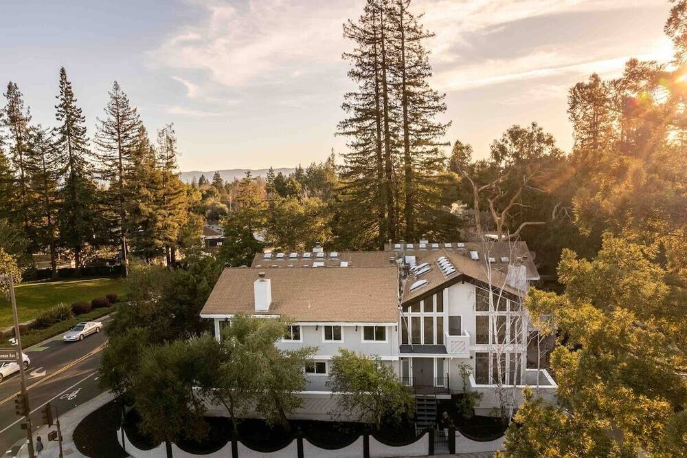 Photo of Outdoor in Menlo Park