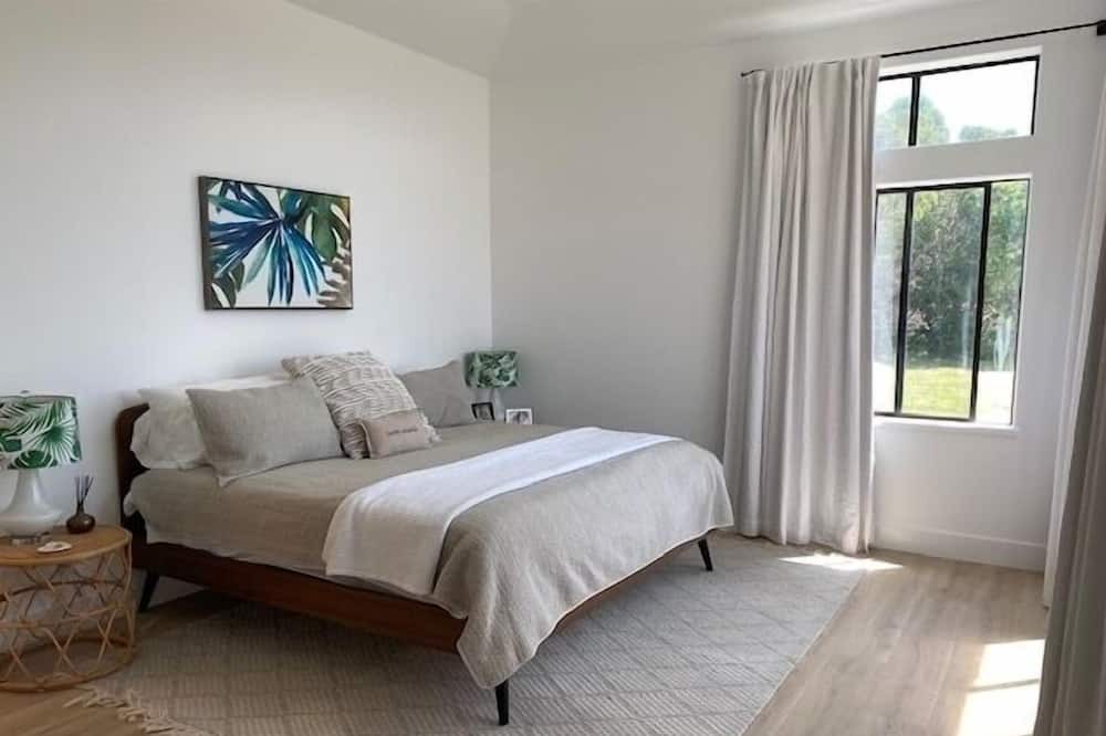 Photo of Bedroom in Bodega Bay