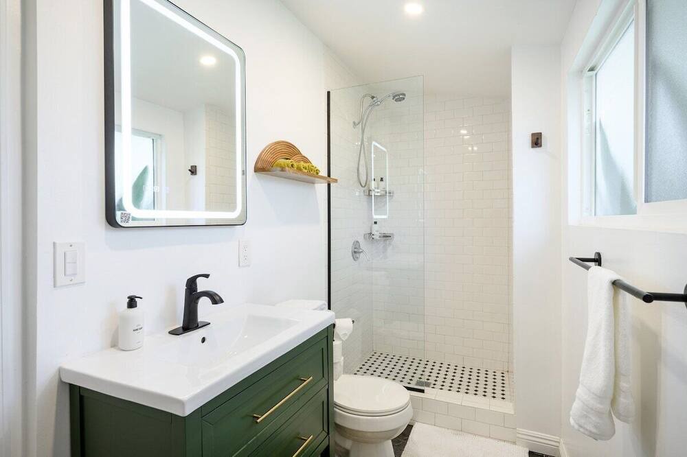 Photo of Bathroom in Canoga Park