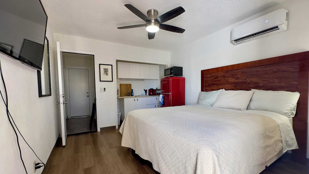 Photo of Bedroom in Westside Costa Mesa