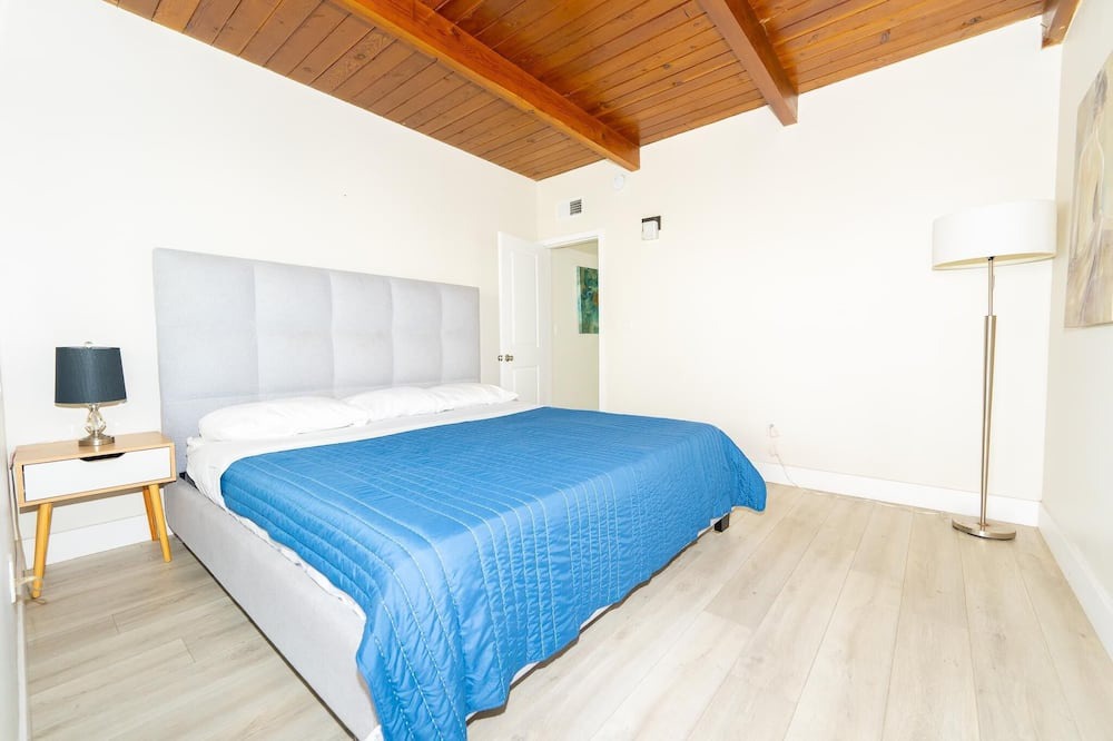Photo of Bedroom in Old Towne