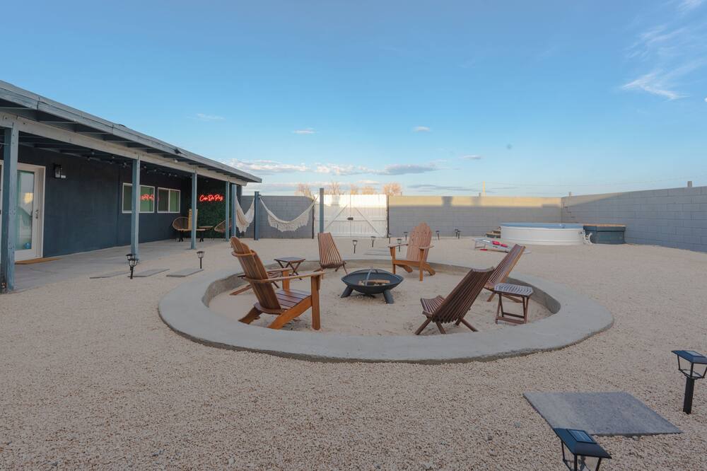 Photo of Patio Balcony in Wonder Valley