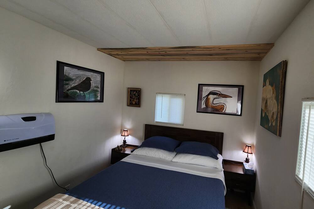 Photo of Bedroom in Klamath