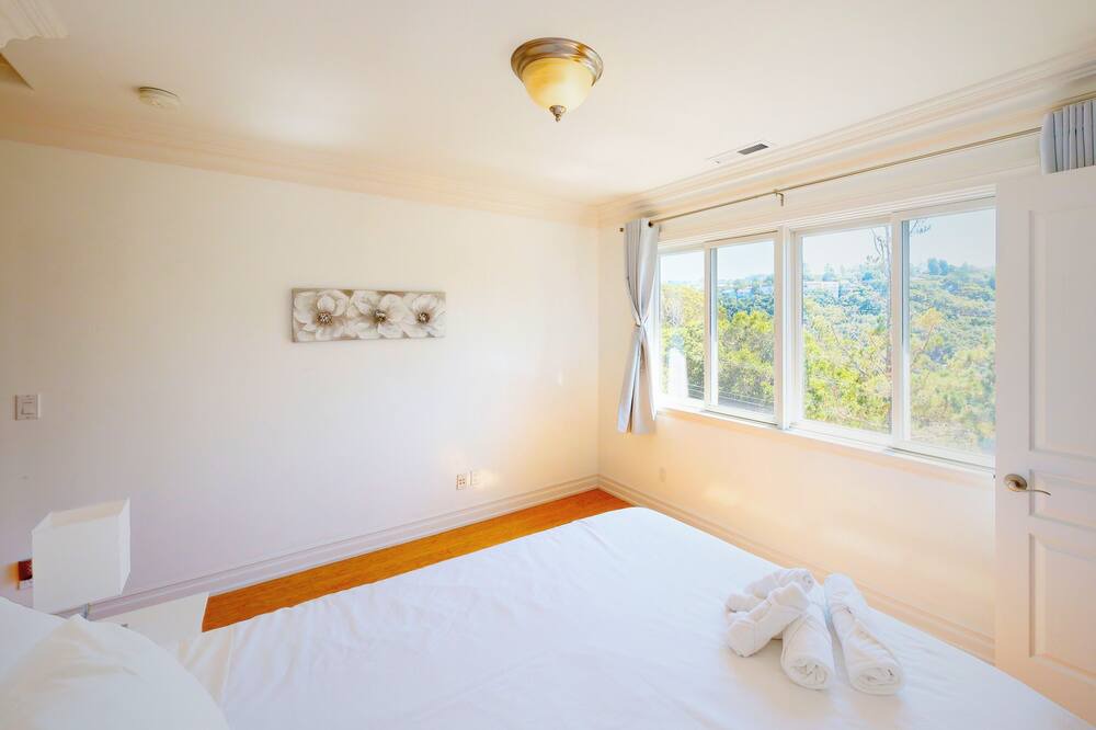 Photo of Bedroom in Belmont