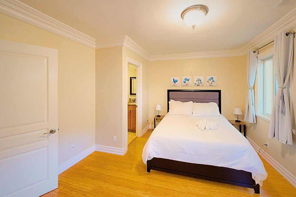 Photo of Bedroom in Belmont