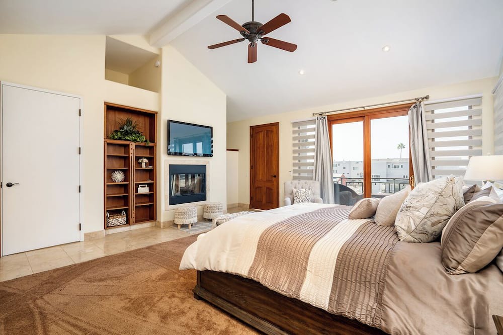 Photo of Bedroom in Sunset Beach