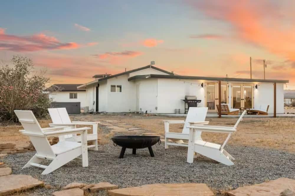 Photo of Outdoor in Landers