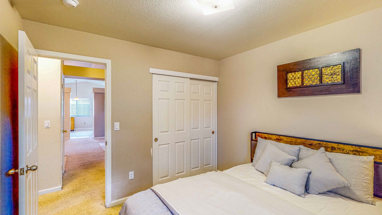 Photo of Bedroom in Quail Ridge