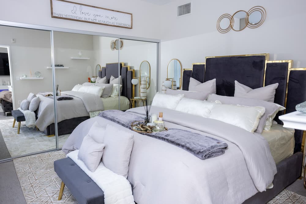 Photo of Bedroom in Mission Hills
