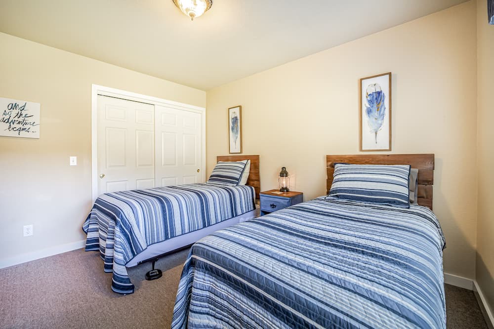 Photo of Bedroom in Orick