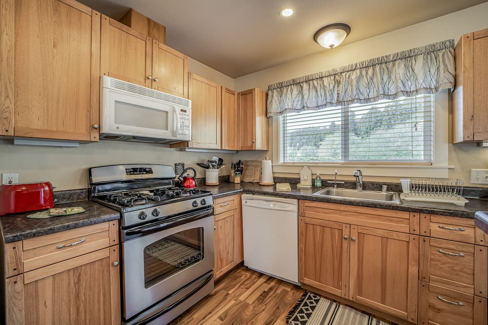 Photo of Kitchen in Orick