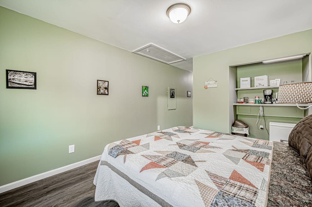 Photo of Bedroom in Orick