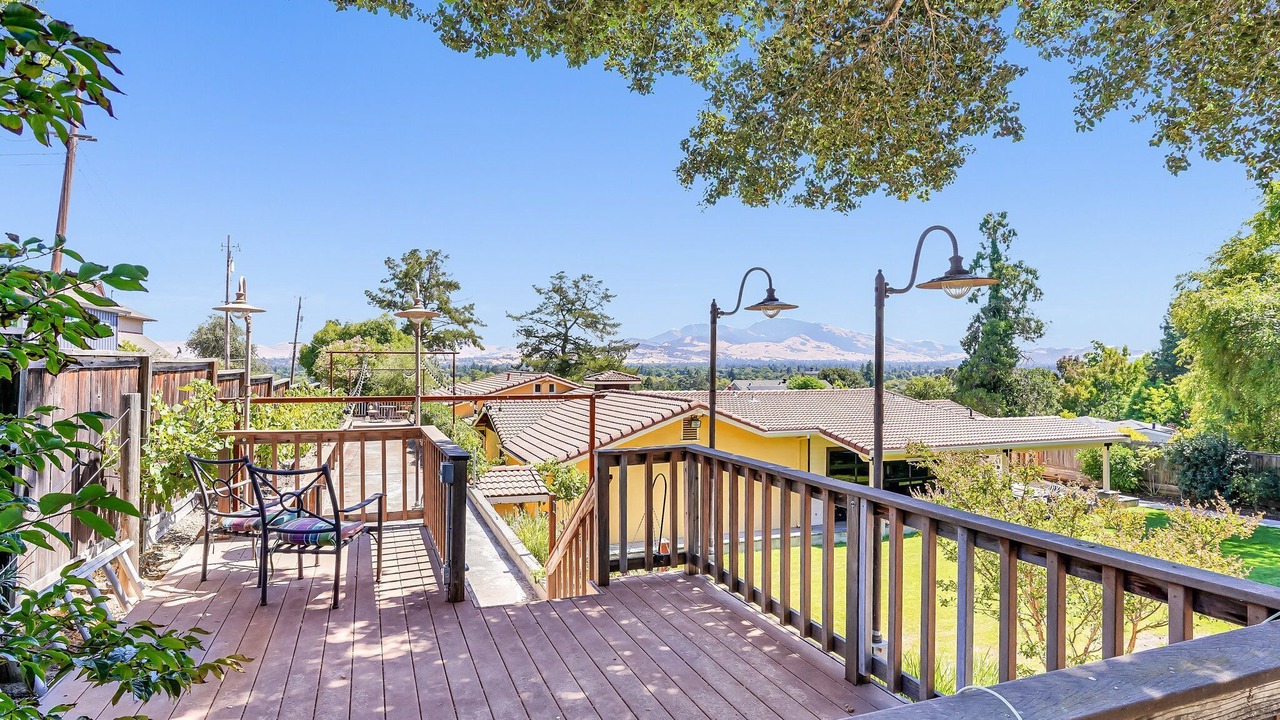 Photo of Outdoor in Pleasant Hill