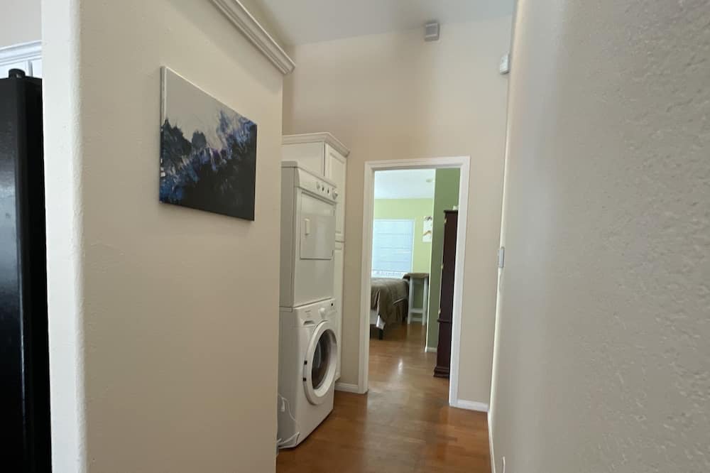 Photo of Bedroom in Bay Terraces