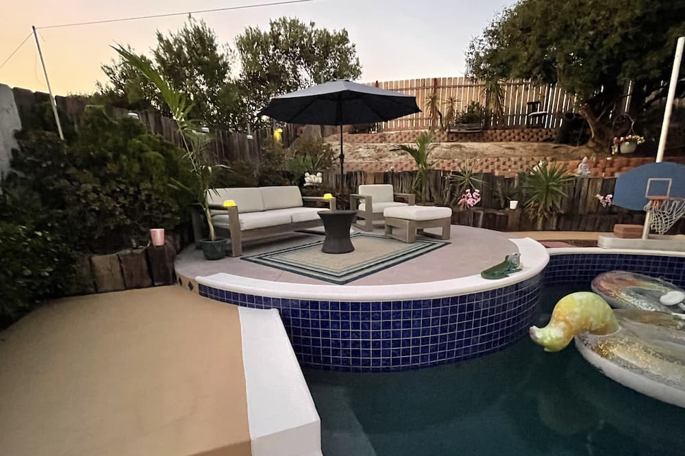 Photo of Outdoor in Bay Terraces